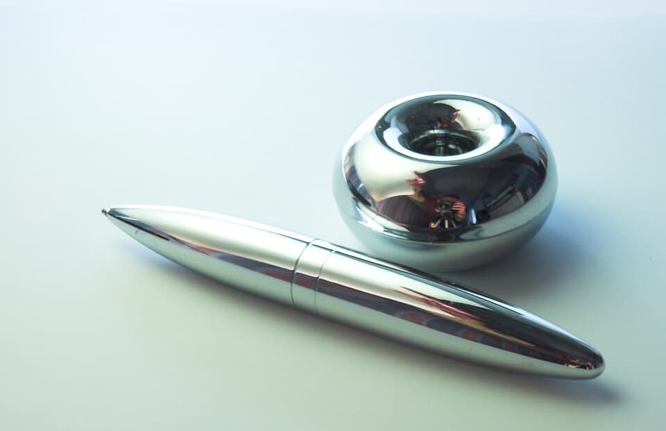 Fisher Space Pen, chrome bullet-shaped pen with rounded cap