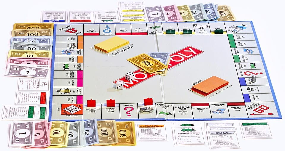 Classic 1930s Monopoly board game set