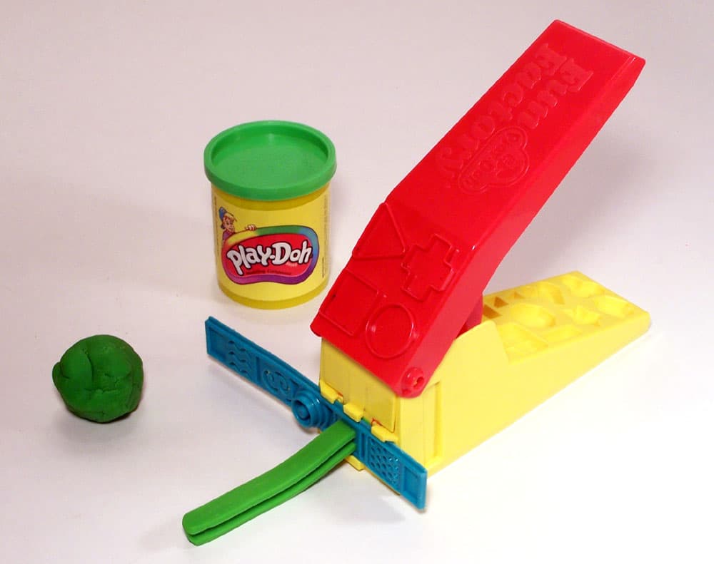 Play-Doh tub and playset