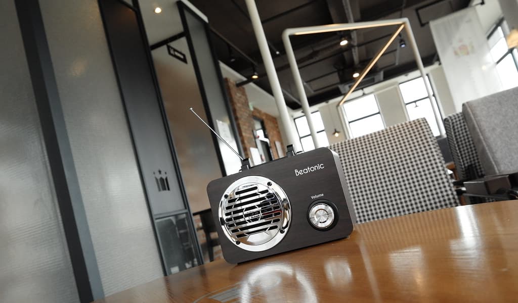 Retro Bluetooth Speaker product image