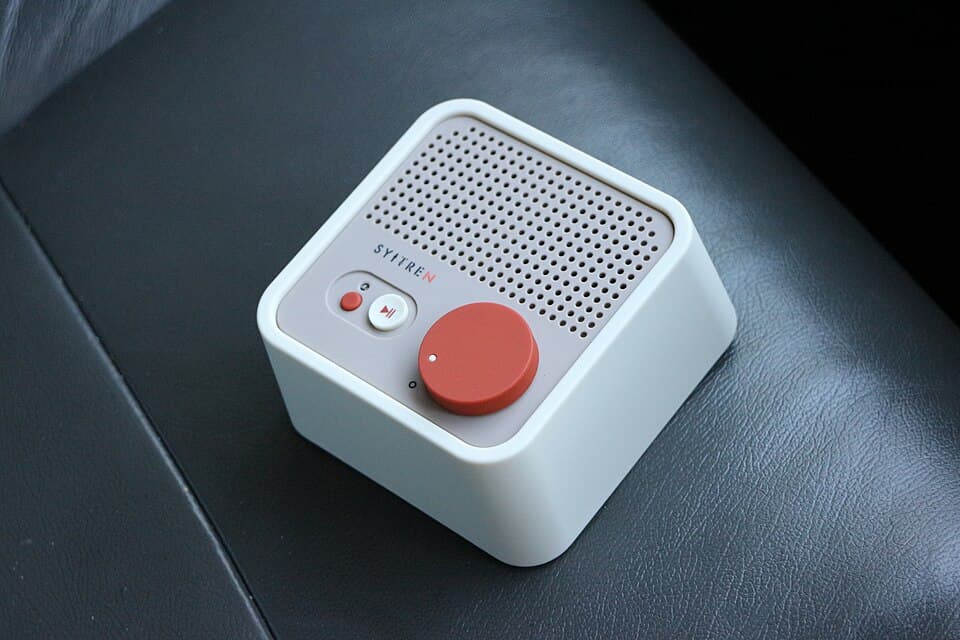 Retro Bluetooth Speaker — Syitren N100 Mini Retro Bluetooth Speaker (52532762626)