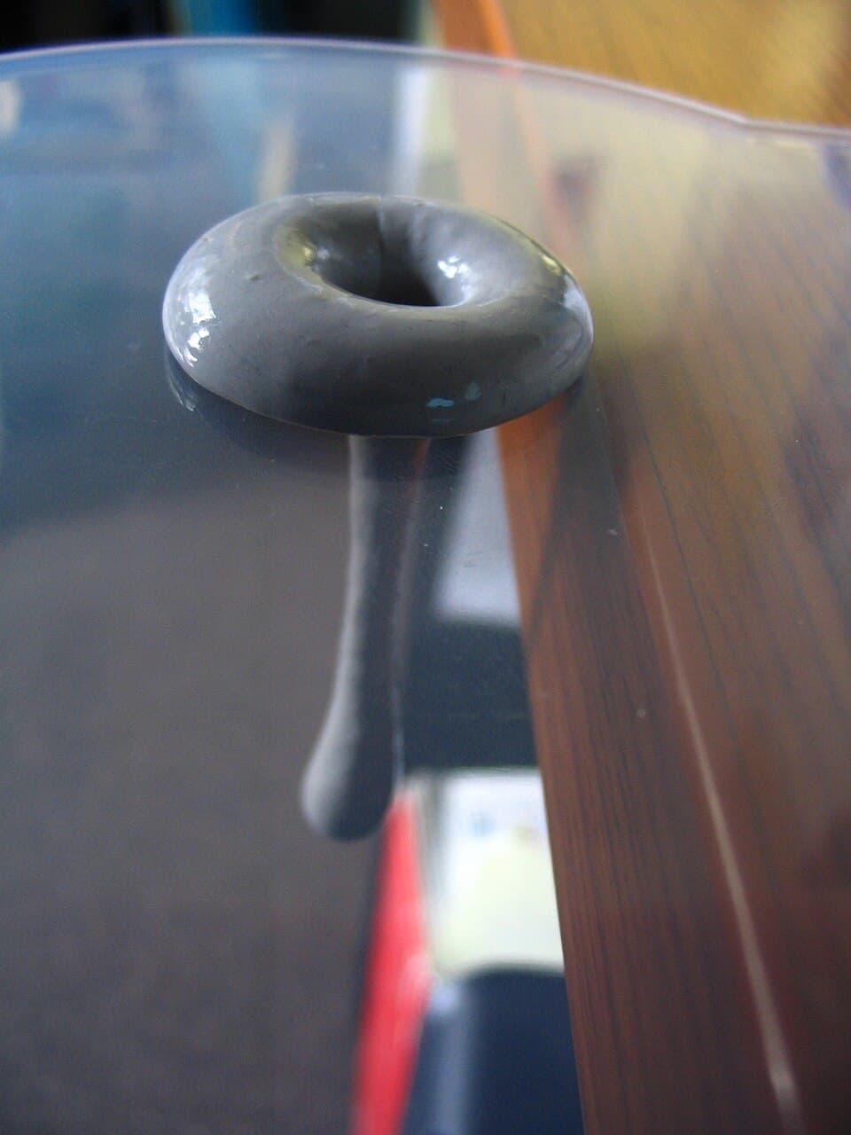 Silly Putty — Silly putty dripping