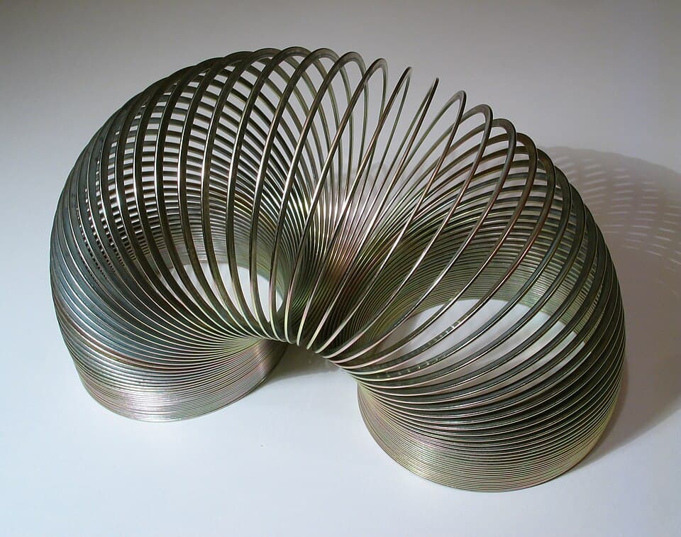 Slinky — 2006-02-04 Metal spiral