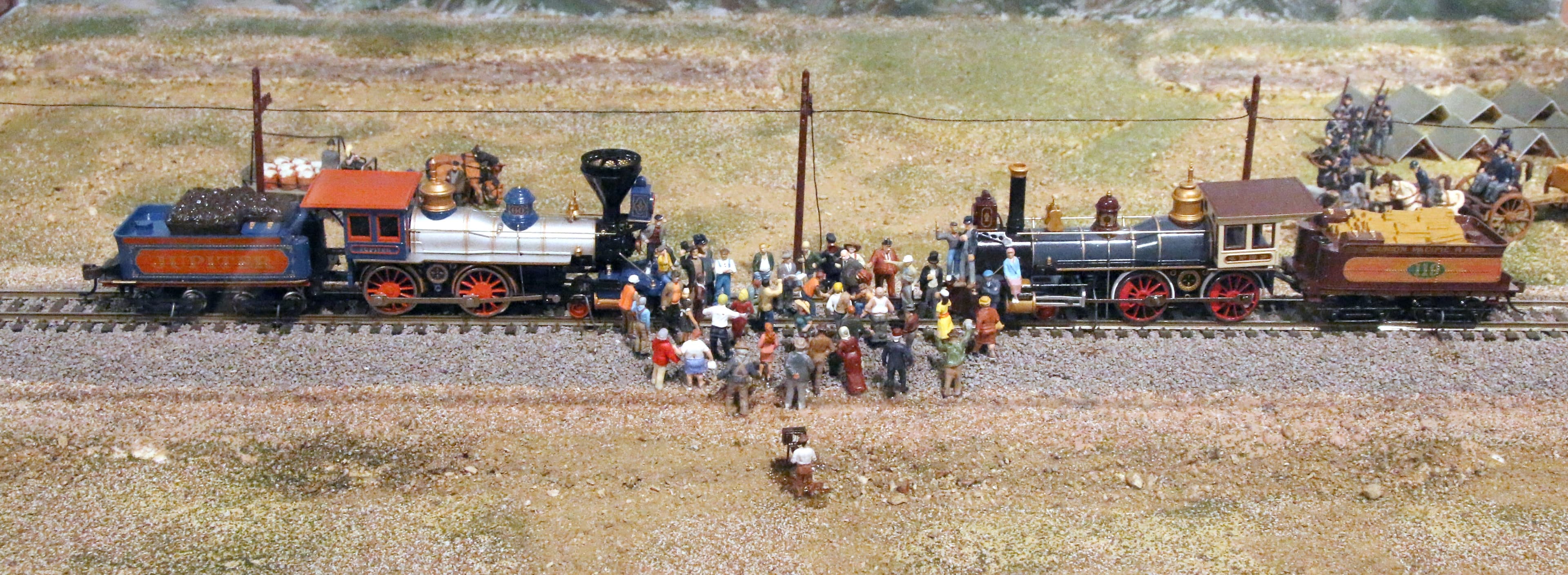 Model Train Set HO vintage toy view