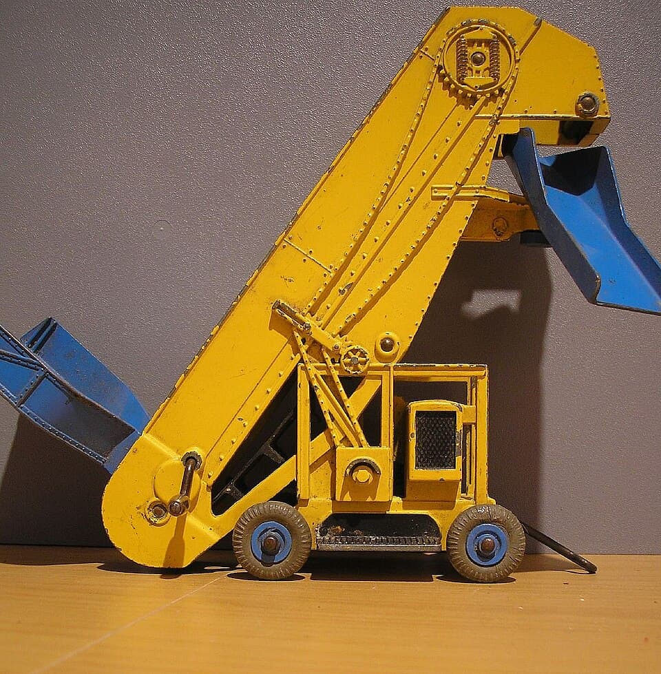 Dinky Toys — Dinky Toys - Elevator